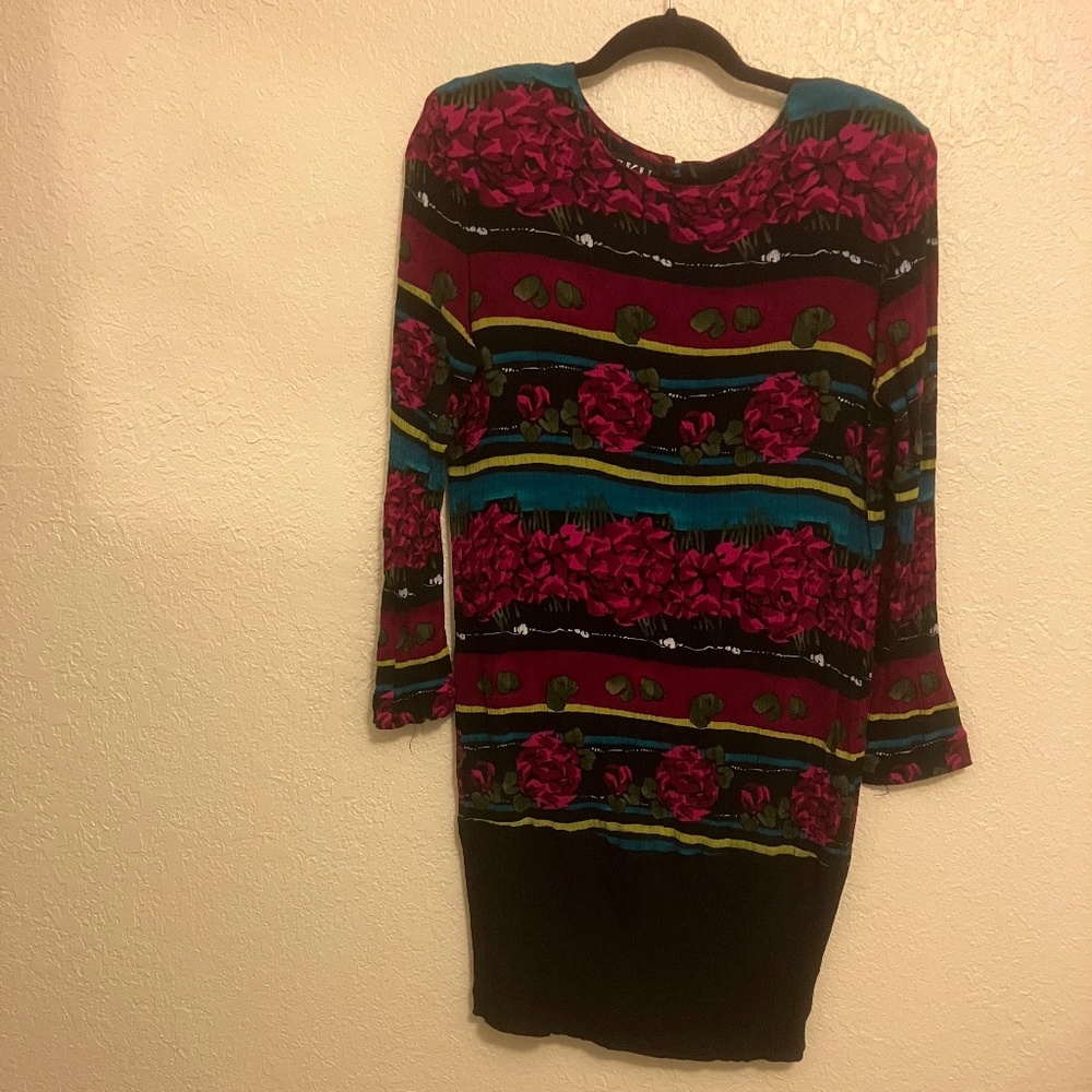 Vintage SKU Dress Floral & Striped Pattern Crew Neck Long Sleeve Size  M-L